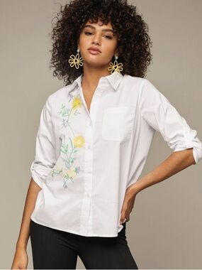 Embroidered Women’s White Button Down Blouse with Floral Embroidery